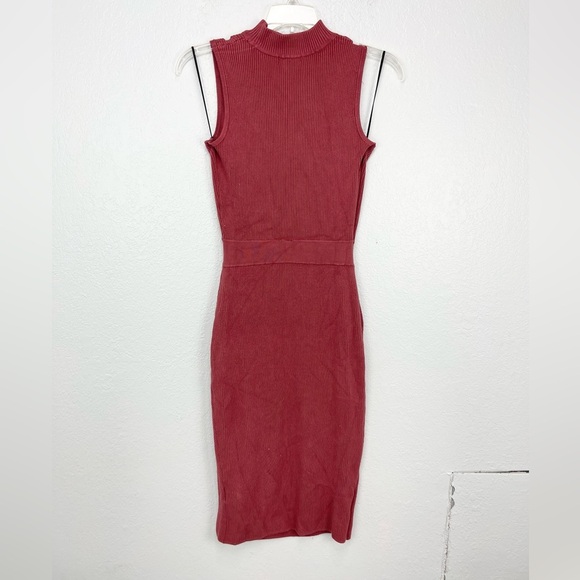 XOXO Dusty Rose Ribbed Knit Short Bodycon V-Neck Party Dress with Choker Collar - Picture 5 of 8